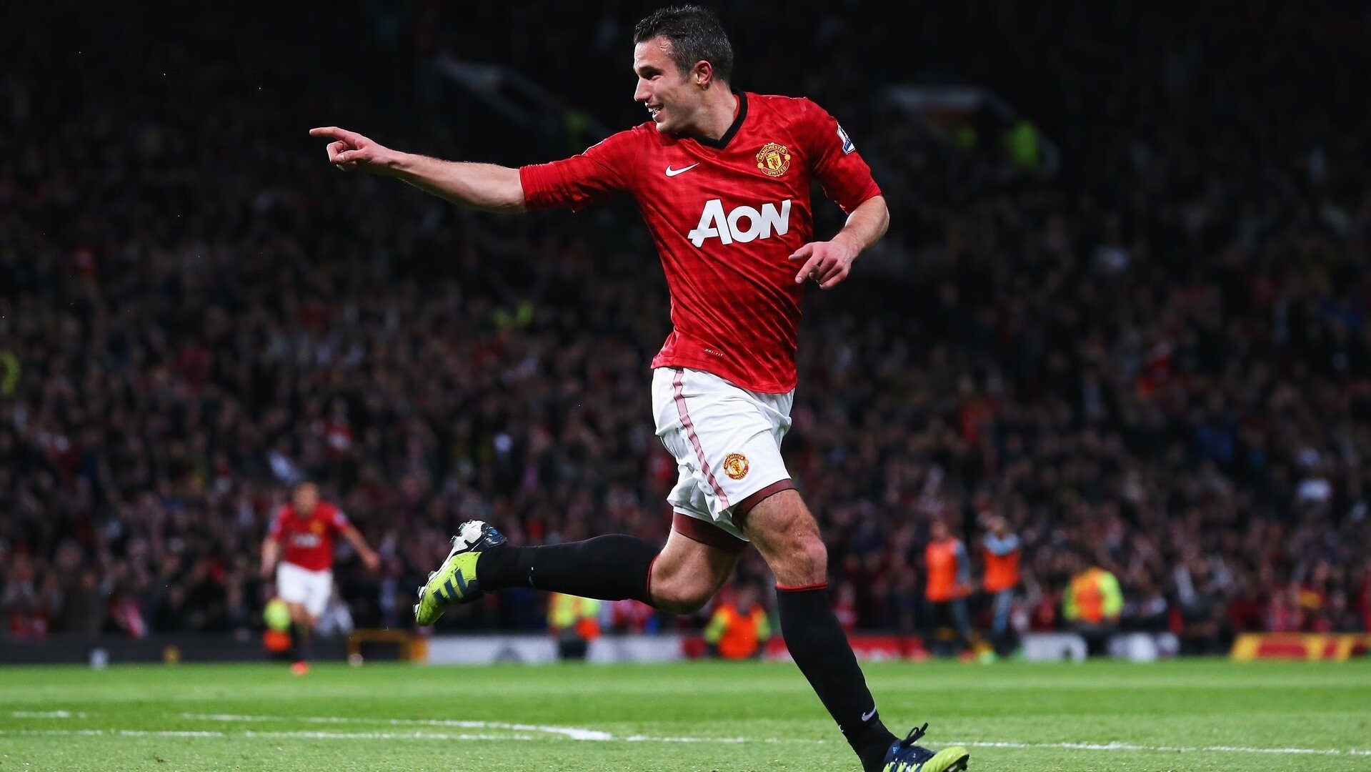 米兰体育在线登录-意甲传奇瞬间：个性表现成就永恒经典，意甲传奇门将